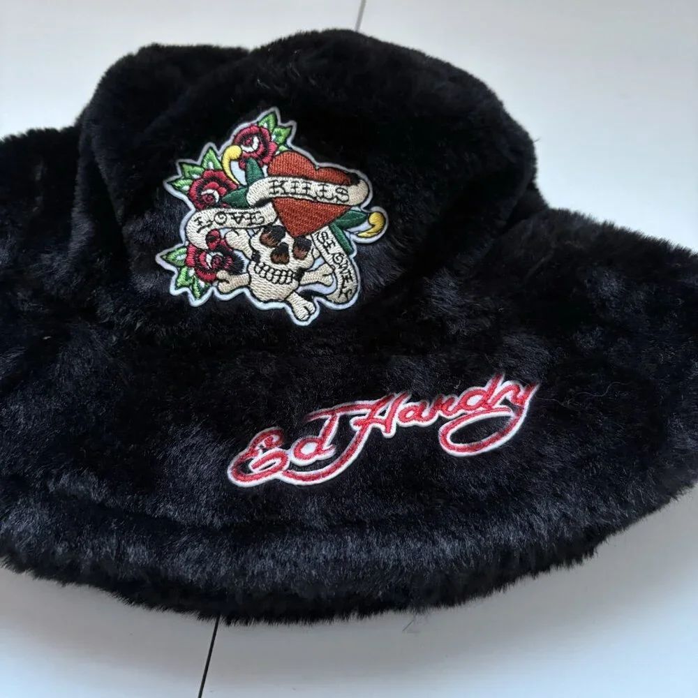 Ed Hardy O/S Black Y2K 90s Grunge Skull Tattoo Love Faux Fur Bucket Hat NWT